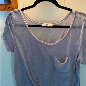 Hollister t shirt